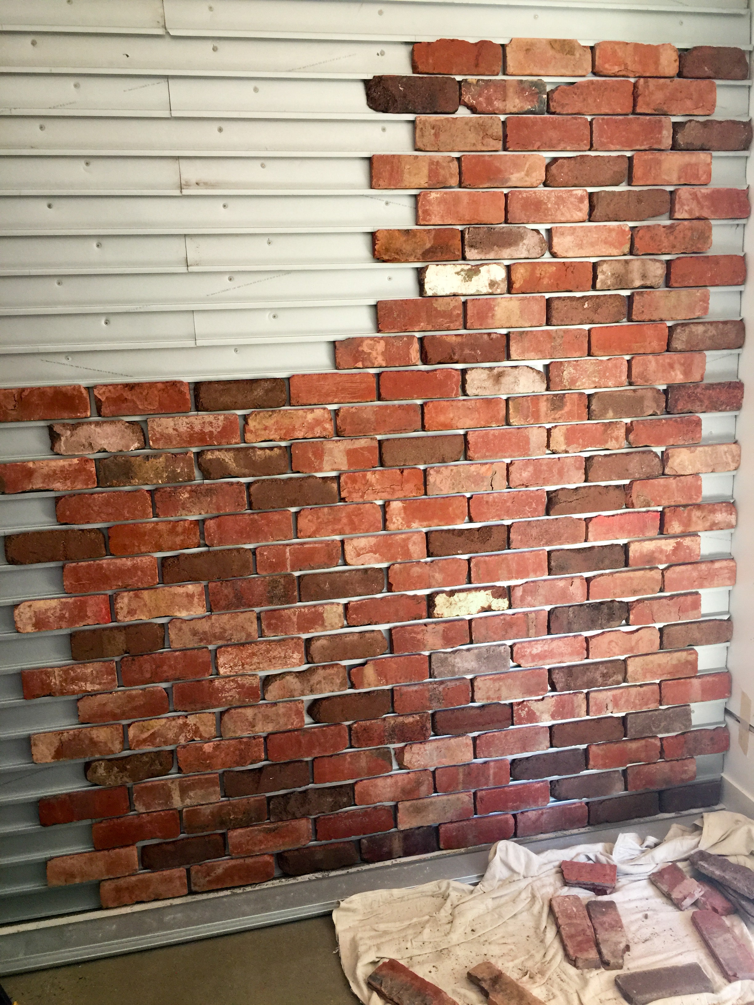 Brick Veneer Feature Wall – Heazlewood Tiling and Cladding Service